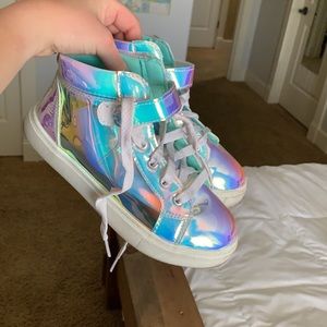 shiny / iridescent purple jojo siwa shoes! size 3